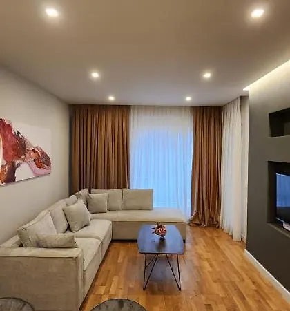 Aries Apartment *